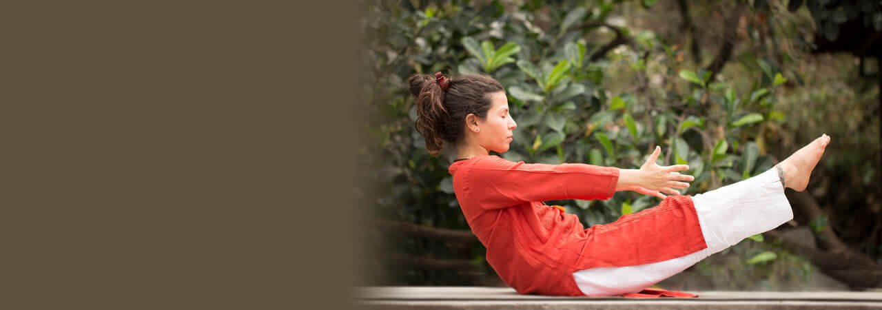 yoga-teacher-rishikesh-training-yttc-cource