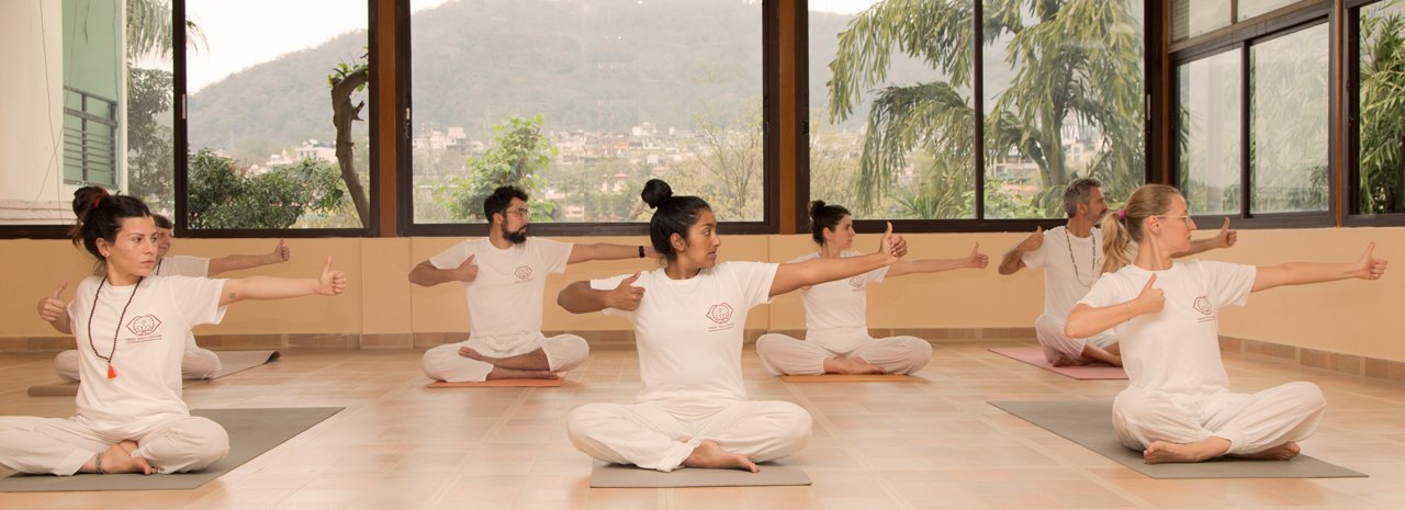 yoga-teacher-rishikesh-training-yttc-cource