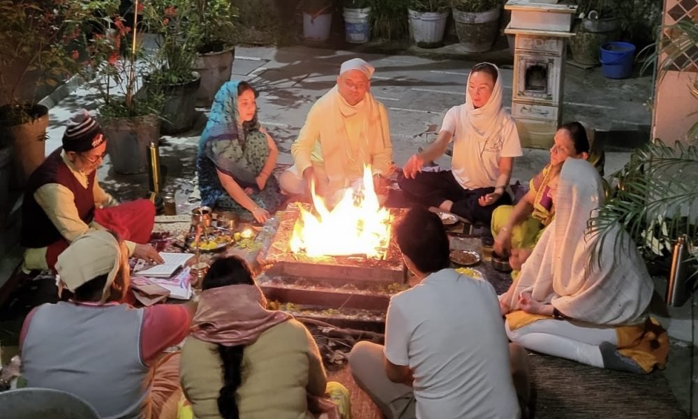 Group-havan-2-1